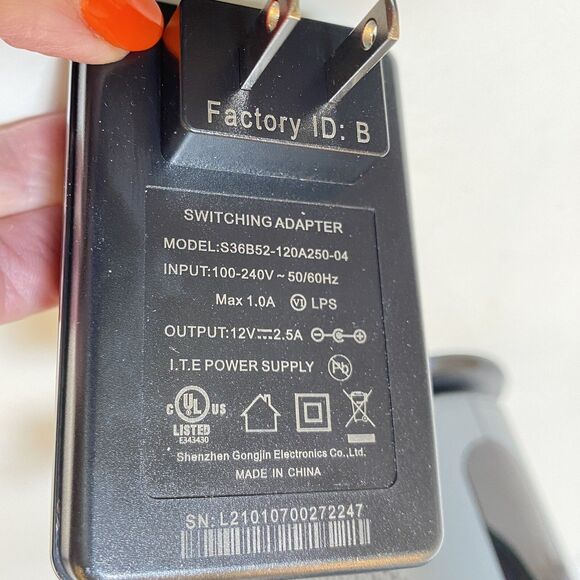 Motorola MG7550 16x4 Cable Modem Plus AC1900 WiFi Router New / Open Box - Picture 7 of 10